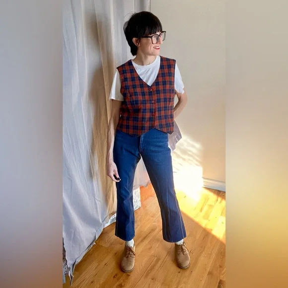 Vintage Plaid Vest - Picture 4 of 12